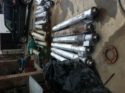 明遠(yuǎn)機(jī)械設(shè)備 專(zhuān)業(yè)供應(yīng)螺桿，多型號(hào)可選，支持定制